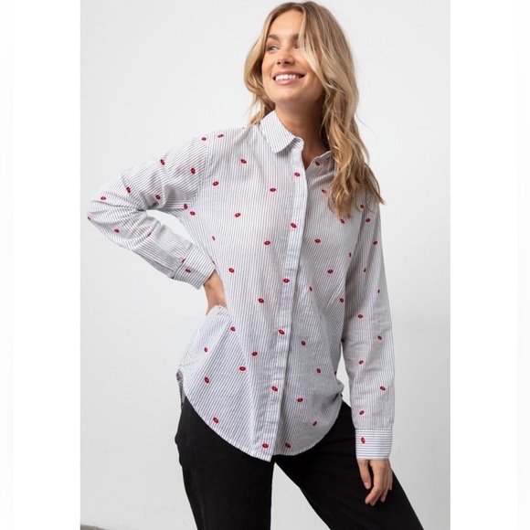 TAYLOR FLOCKED KISSES SHIRT - Picture 2 of 3